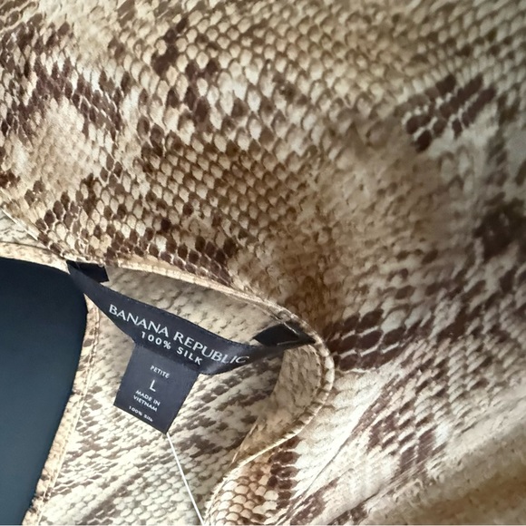 Banana Republic Gold Slip 100% silk Dress size Large Petite - Picture 5 of 5